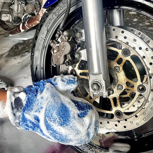 Velgenhandschoen van Bagimoto in actie!